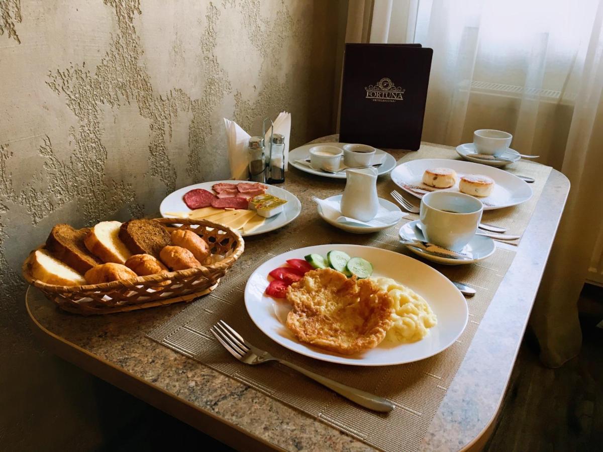 Hotel Fortuna Lviv Eksteriør billede